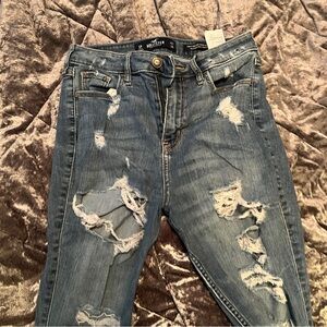 Hollister Jean. Size 5R, W27, L30